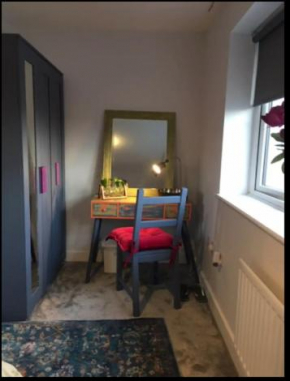Veen Home near Gatwick